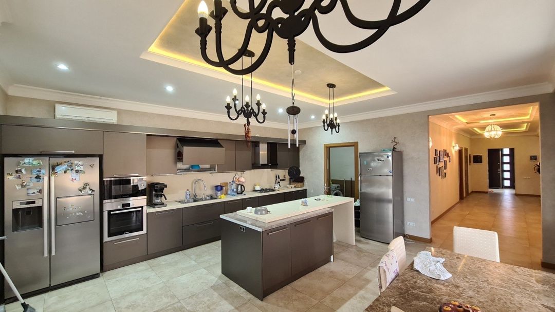 Satılır 6 otaqlı həyət evi/bağ evi 400 m² — Ev, villa, Bakı (6)