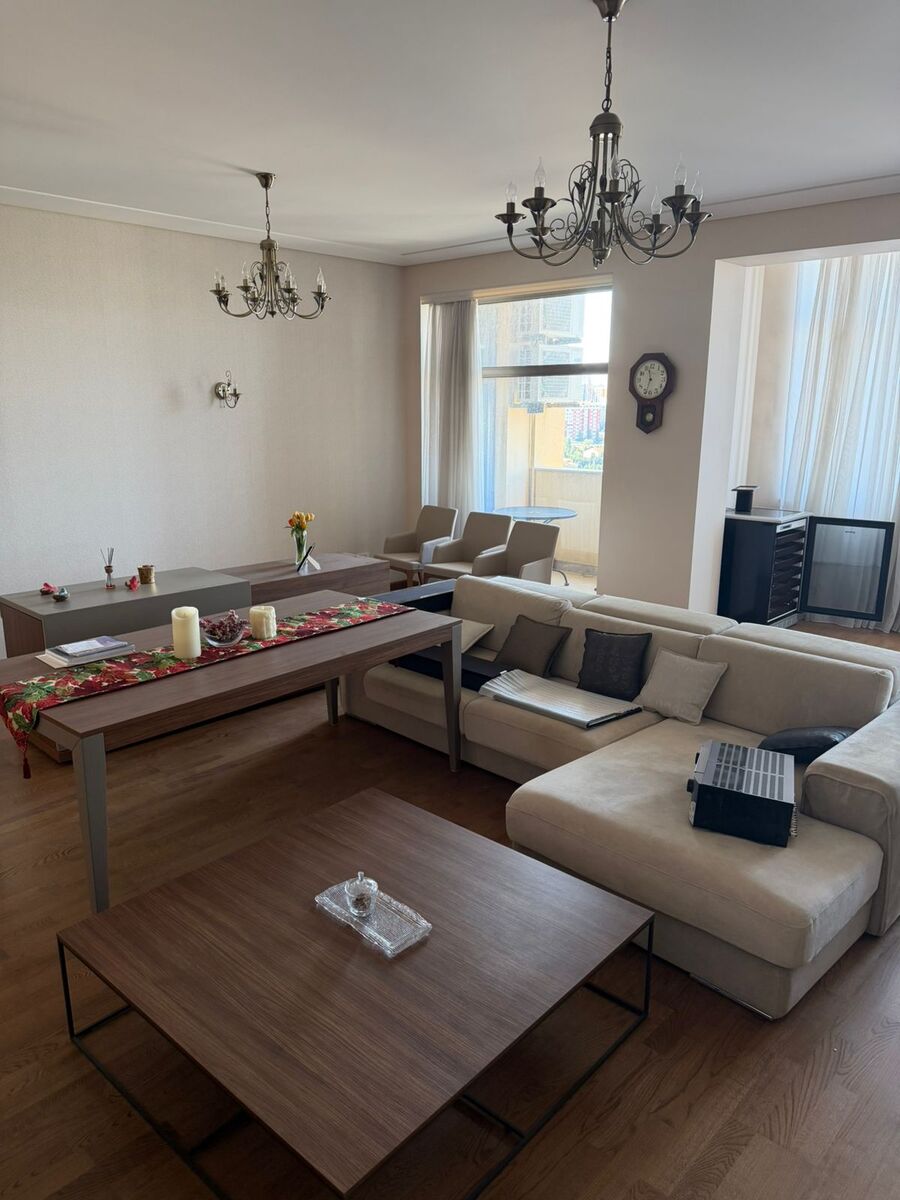 Satılır 4 otaqlı yeni tikili 220 m² — Mənzil, Bakı (4)