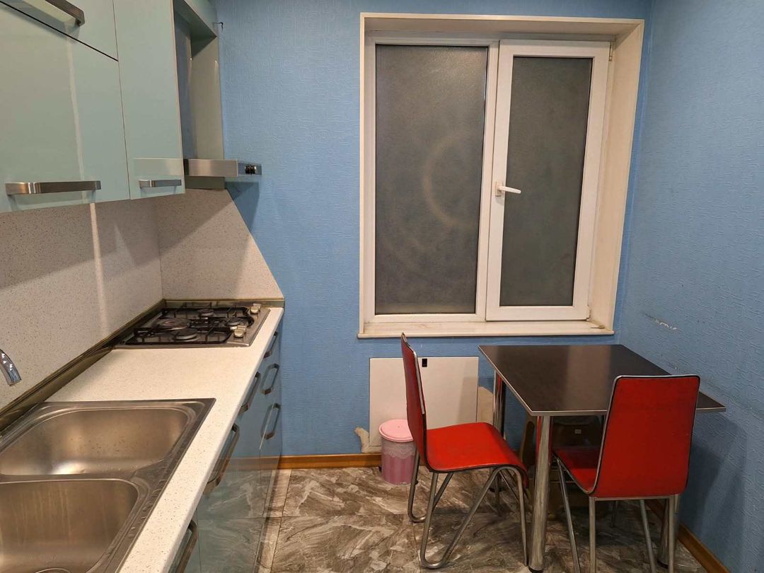 İcarəyə verilir 3 otaqlı köhnə tikili 80 m² — Mənzil, Bakı (9)