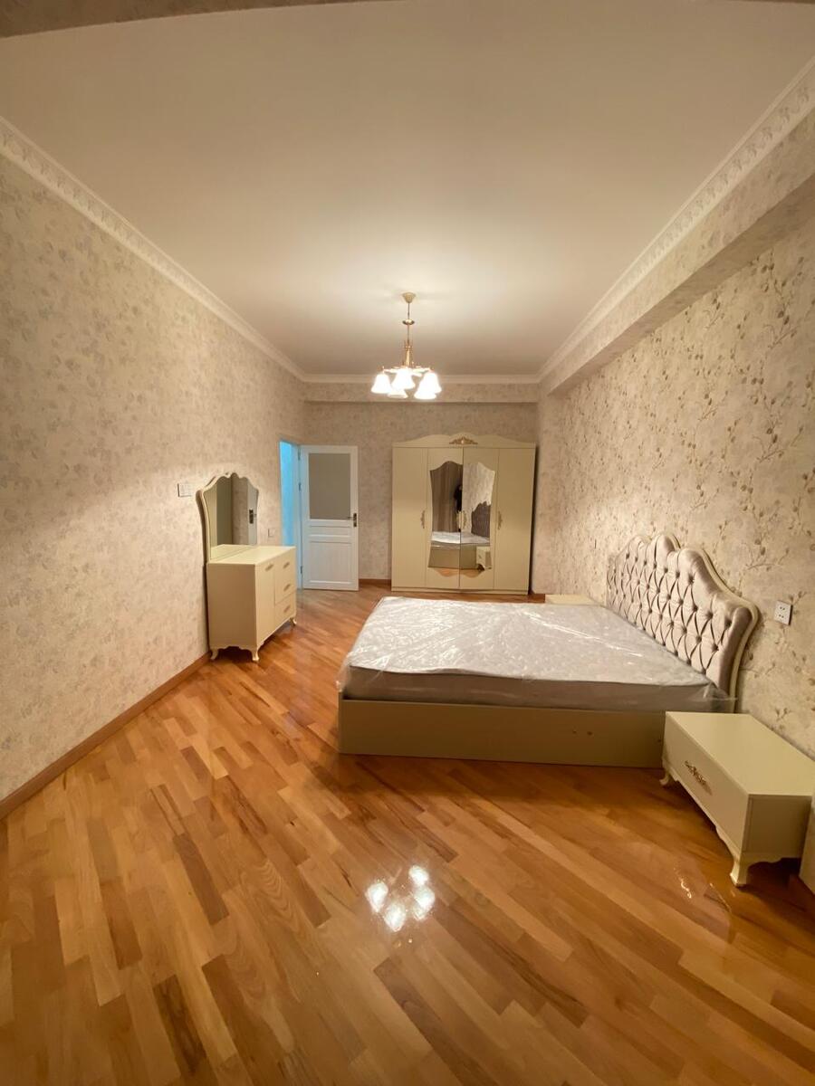 Satılır 2 otaqlı yeni tikili 100 m² — Mənzil, Bakı (7)