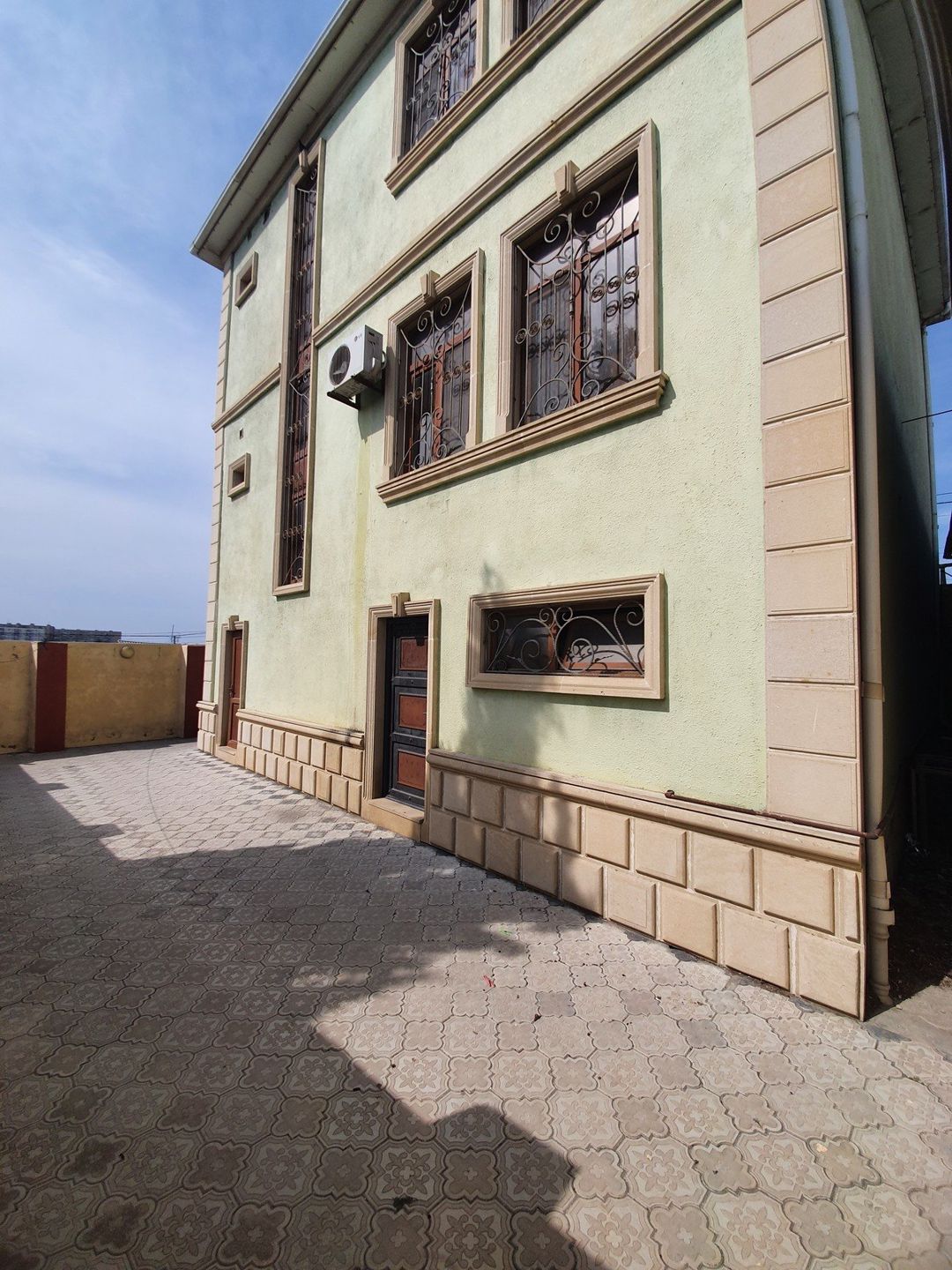 Satılır 4 otaqlı həyət evi/bağ evi 220 m² — Ev, villa, Bakı (4)