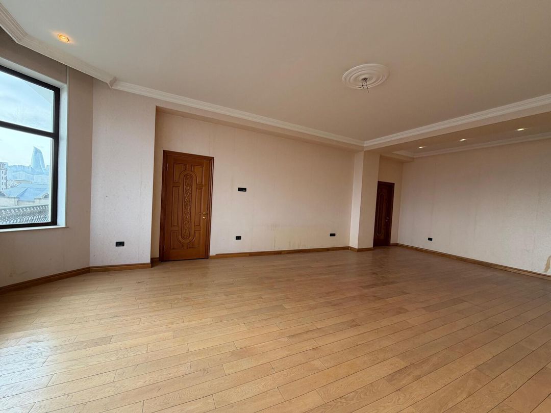 Satılır 3 otaqlı yeni tikili 150 m² — Mənzil, Bakı (5)