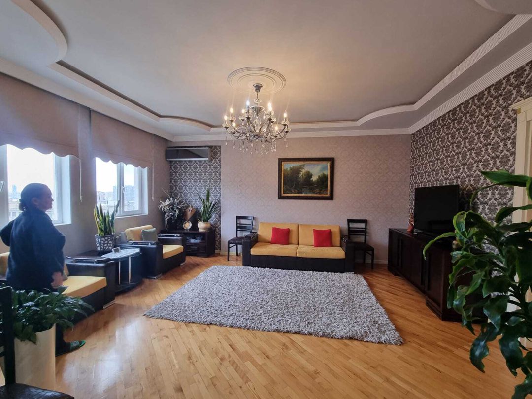 Satılır 4 otaqlı yeni tikili 170 m² — Mənzil, Bakı (2)