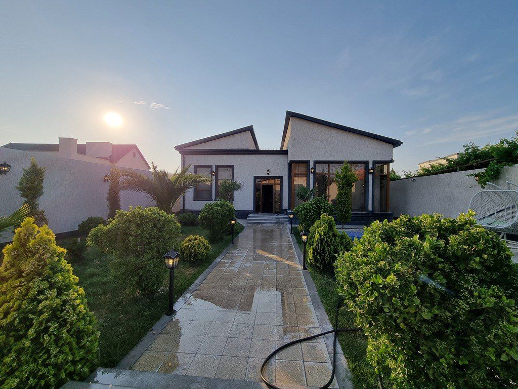 Satılır 5 otaqlı həyət evi/bağ evi 200 m² — Ev, villa, Bakı (5)