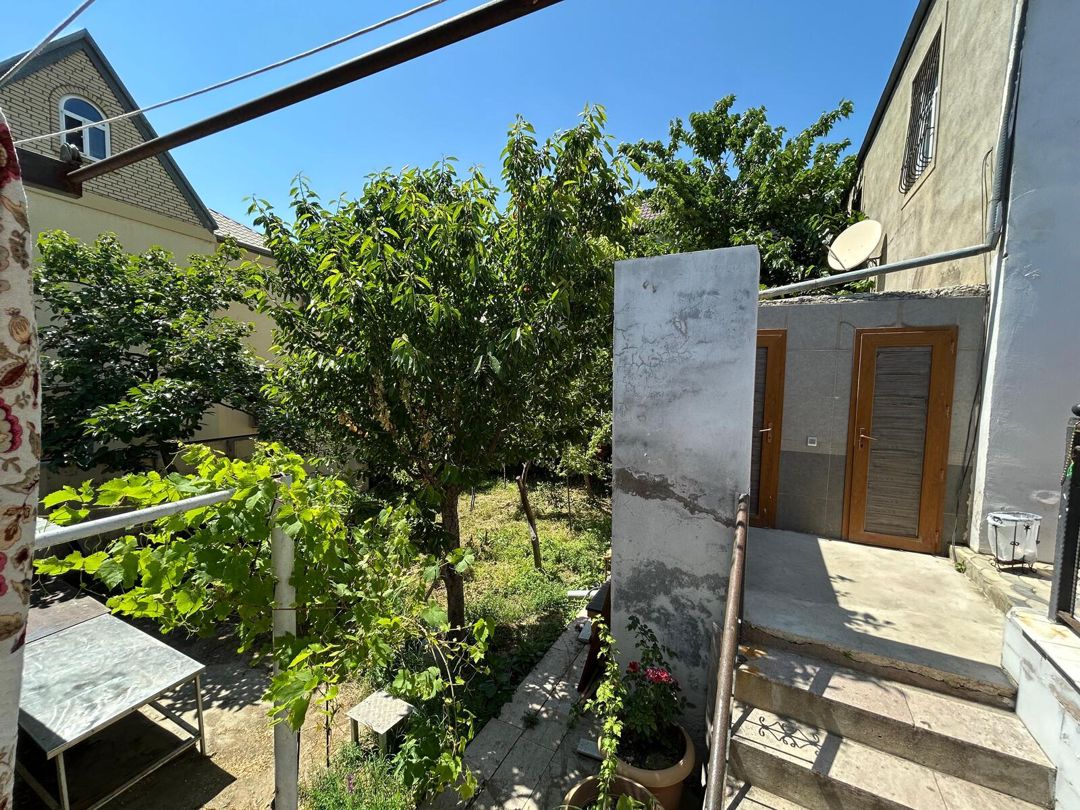Satılır 4 otaqlı həyət evi/bağ evi 250 m² — Ev, villa, Bakı (8)