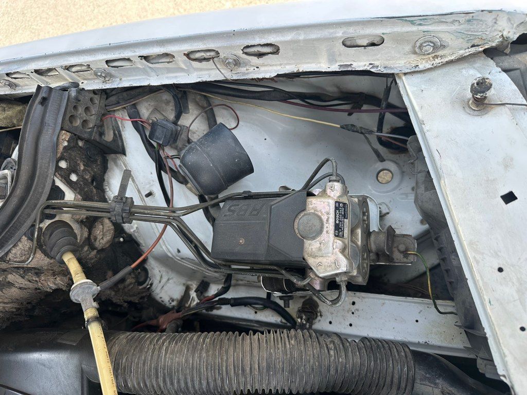 Mercedes 200 D, 2.0 L, 1990 il, 259 600 km — Avtomobillər, Bakı (3)