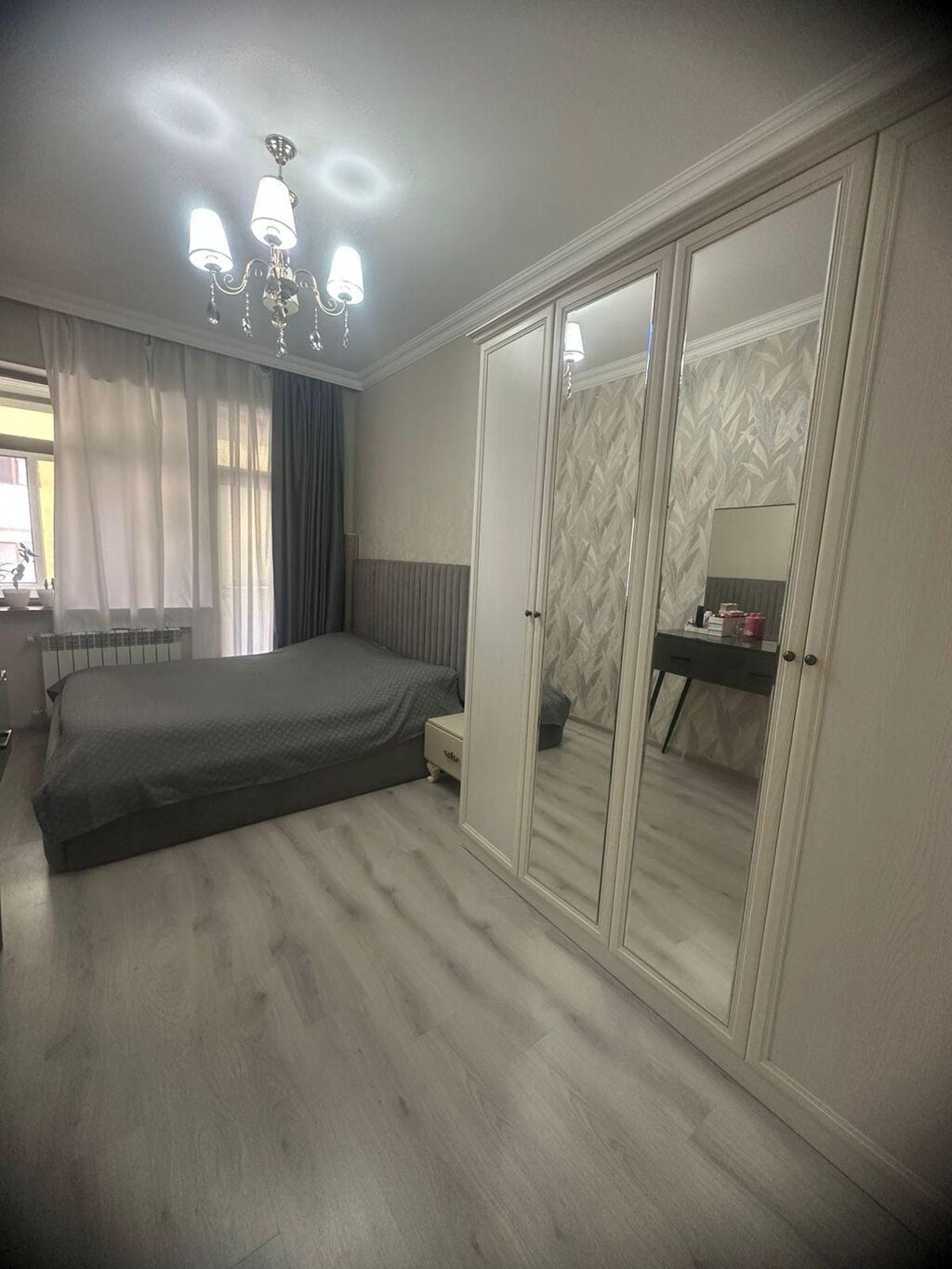 Yataq desti satilir. Qiymet 660 azn. Unvan: Xırdalan _&M1 E — Yataq otağı mobilya dəstləri, Bakı