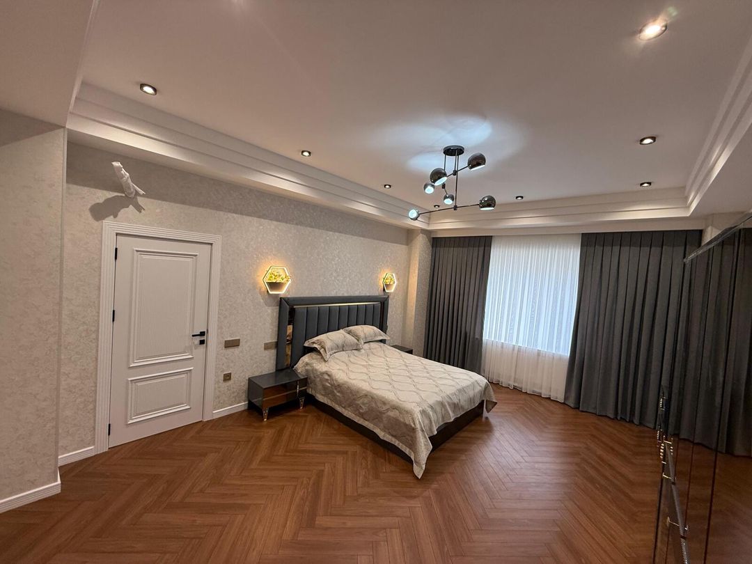 İcarəyə verilir 4 otaqlı yeni tikili 140 m² — Mənzil, Bakı (11)