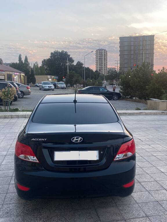 Hyundai Accent, 1.6 L, 2017 il, 147 000 km — Avtomobillər, Bakı (2)