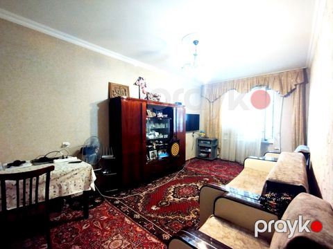 Satılır 3 otaqlı köhnə tikili 80 m²