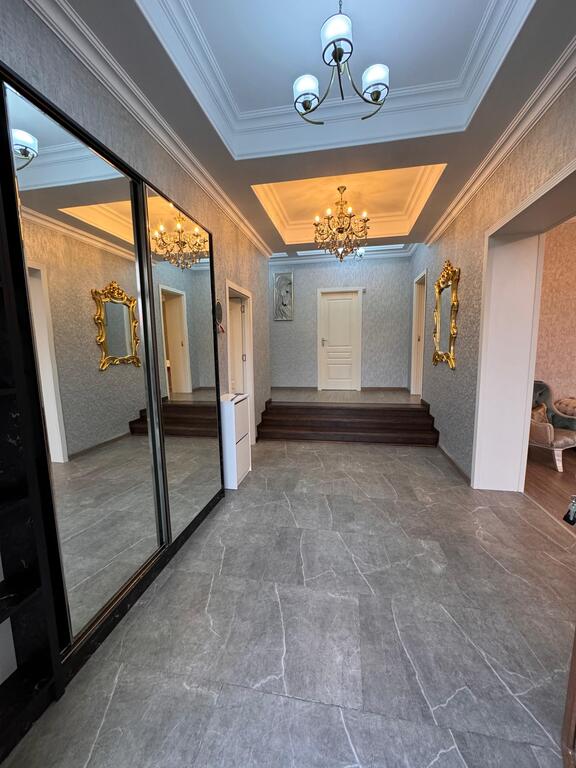 Satılır 5 otaqlı həyət evi/bağ evi 200 m² — Ev, villa, Bakı (11)