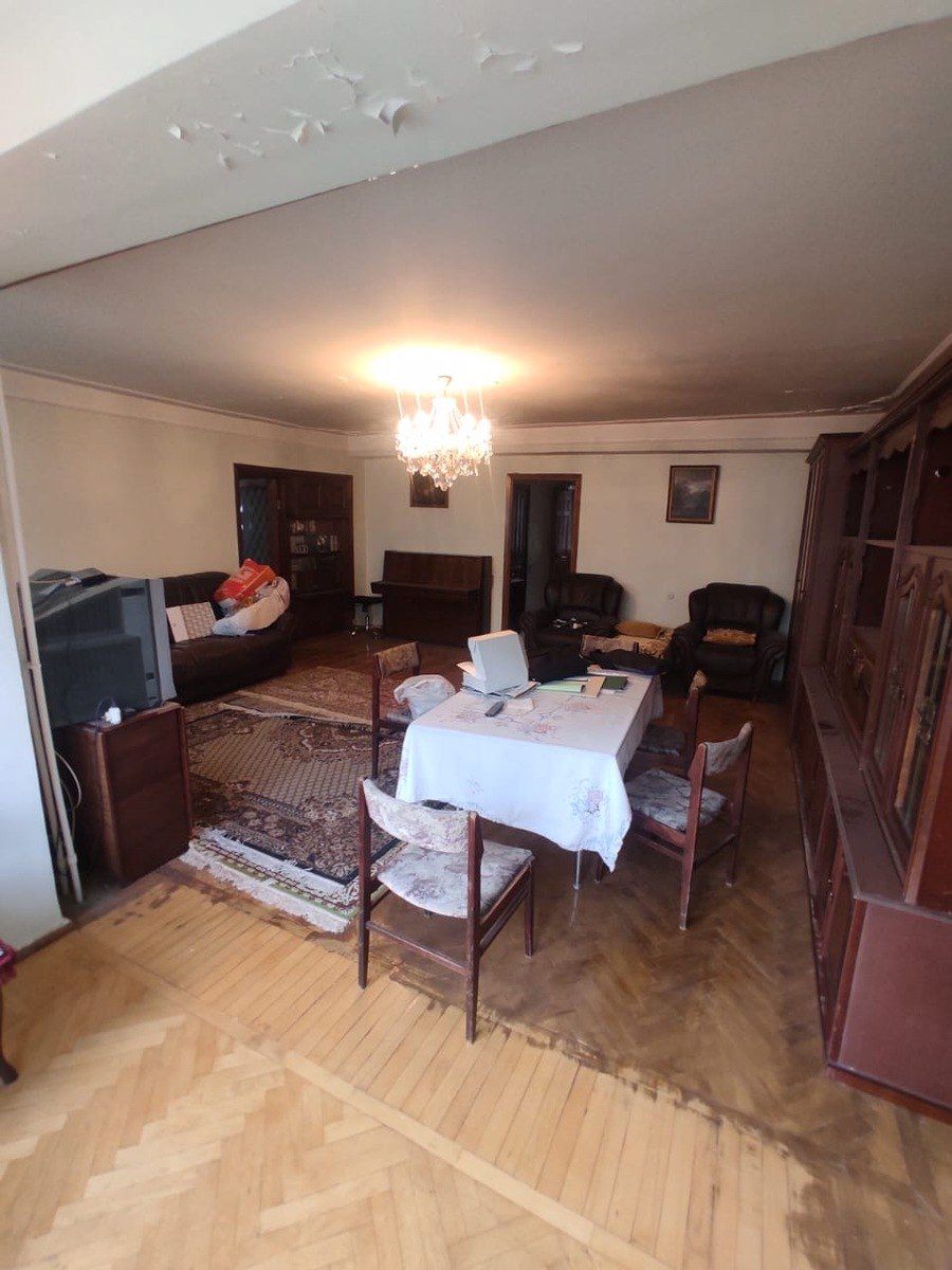 Satılır 4 otaqlı köhnə tikili 110 m² — Mənzil, Bakı (7)