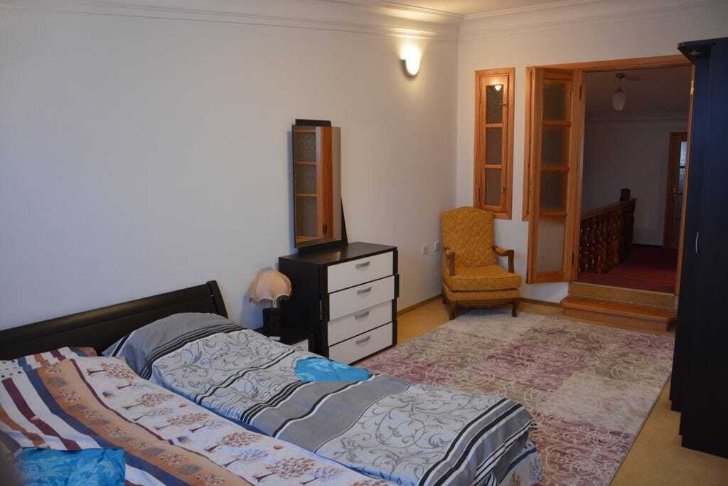Satılır 4 otaqlı köhnə tikili 150 m² — Mənzil, Bakı (12)