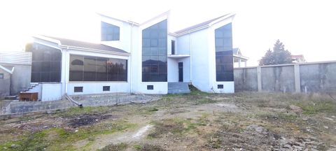 Satılır 6 otaqlı həyət evi/bağ evi 280 m² — Bakı