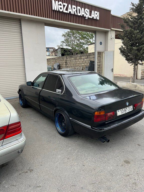 BMW 525, 2.5 L, 1990 il, 259 900 km — Avtomobillər, Bakı (3)