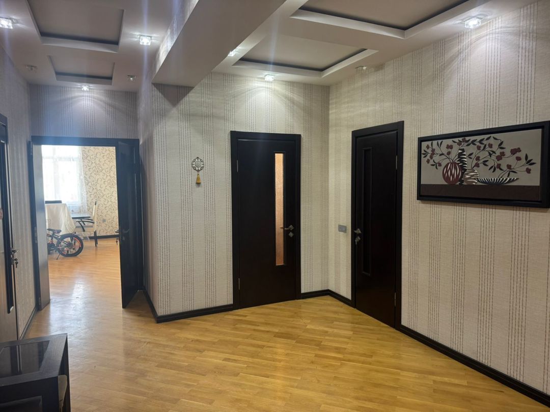 Satılır 3 otaqlı yeni tikili 130 m² — Mənzil, Bakı (12)