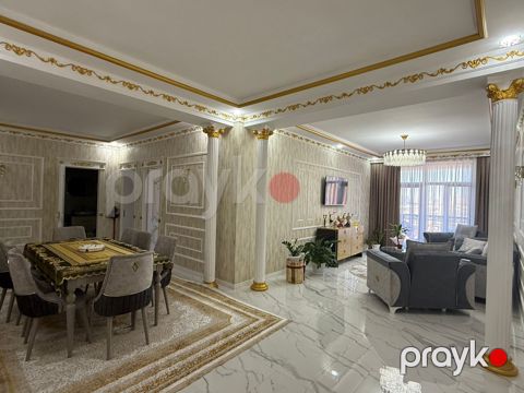 İcarəyə verilir 3 otaqlı yeni tikili 156 m²