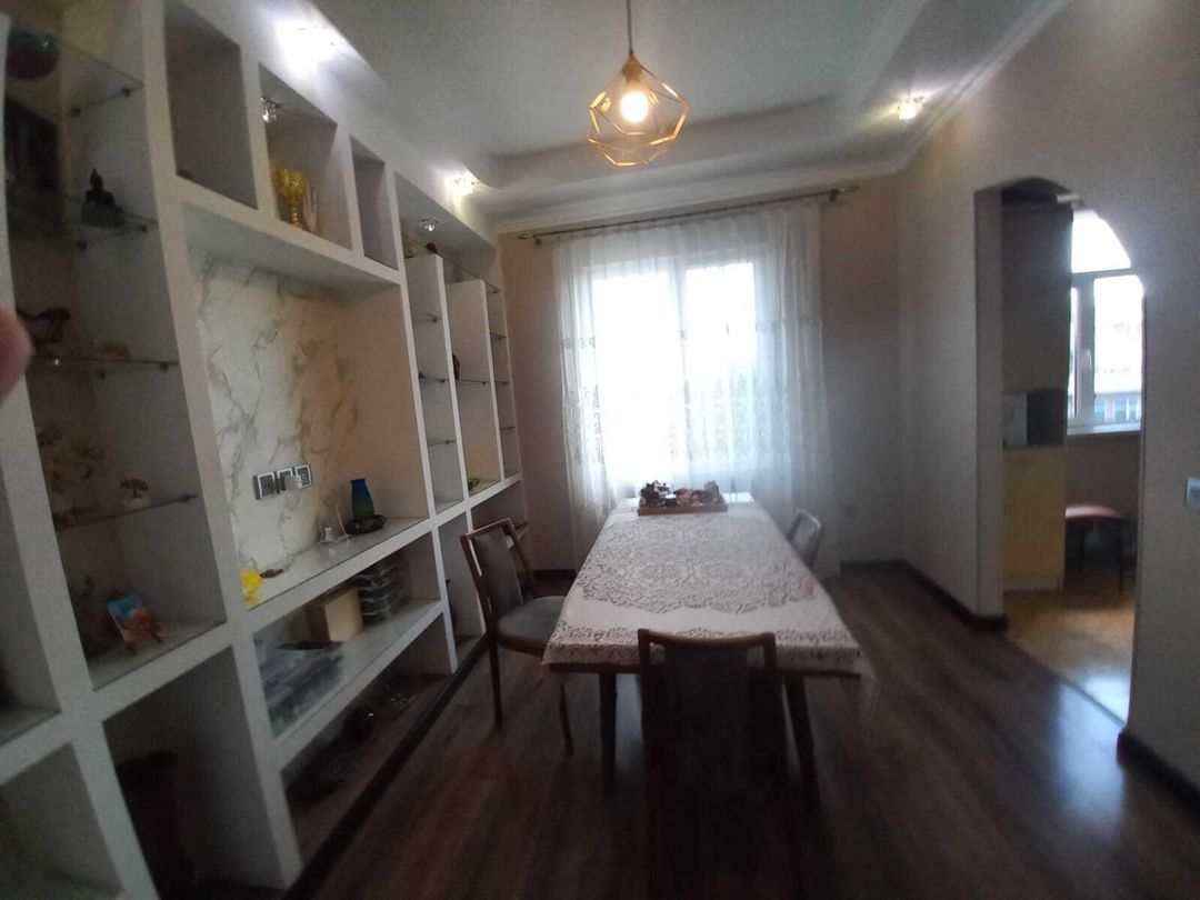 Satılır 4 otaqlı köhnə tikili 85 m² — Mənzil, Bakı (9)