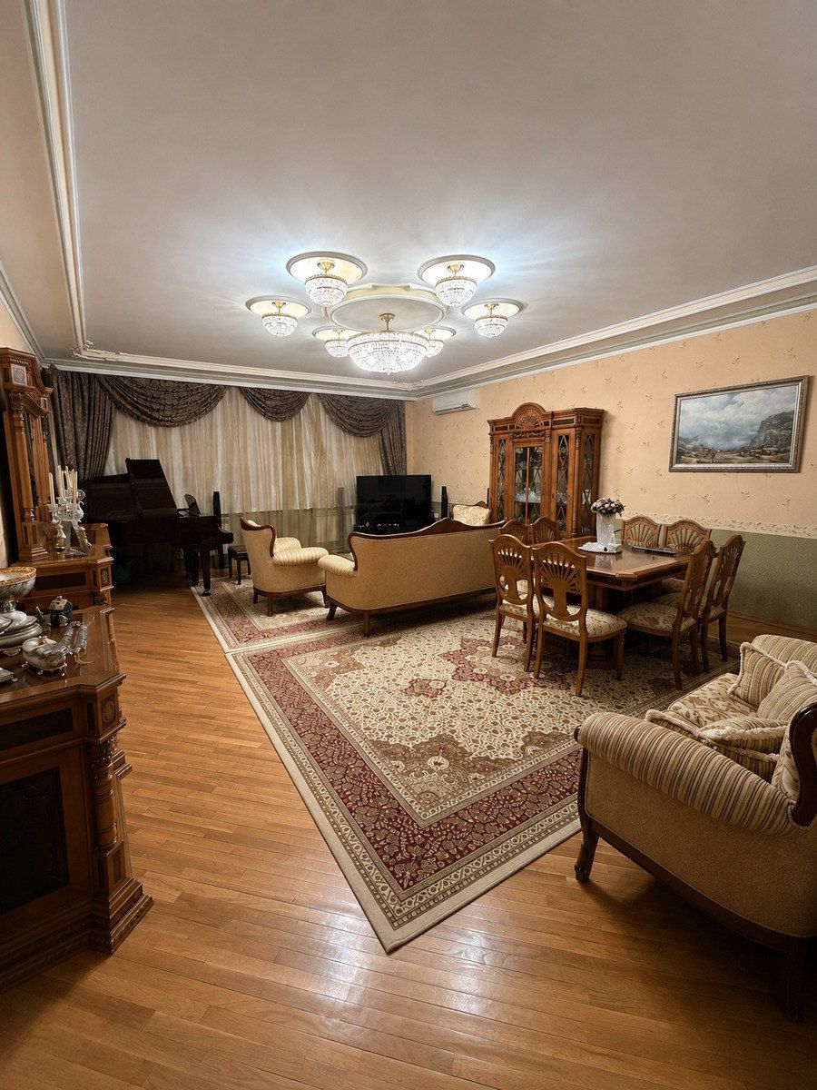 Satılır 4 otaqlı yeni tikili 150 m² — Mənzil, Bakı (2)