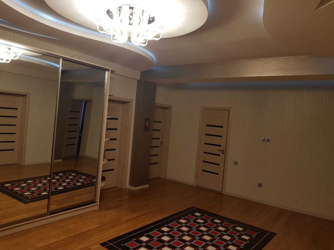 Satılır 4 otaqlı yeni tikili 180.5 m² — Mənzil, Bakı (3)