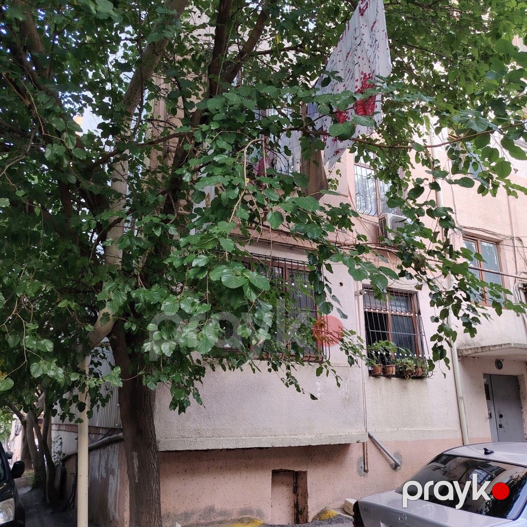 Satılır 2 otaqlı köhnə tikili 55 m² — Mənzil, Bakı (8)