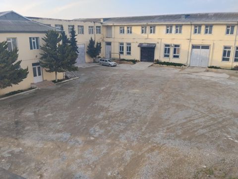 Satılır obyekt 5250 m² — Bakı