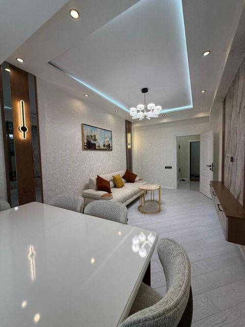 Satılır 2 otaqlı yeni tikili 71 m² — Bakı