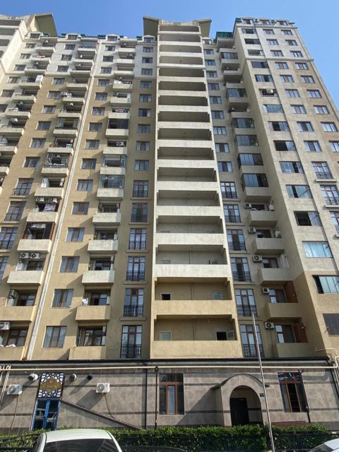 2-otaqlı yeni tikili, Azadlıq m., 80 m² — Bakı