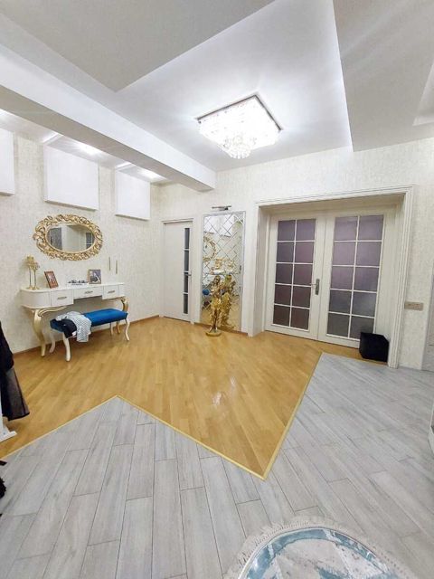 Satılır 3 otaqlı yeni tikili 135 m² — Bakı