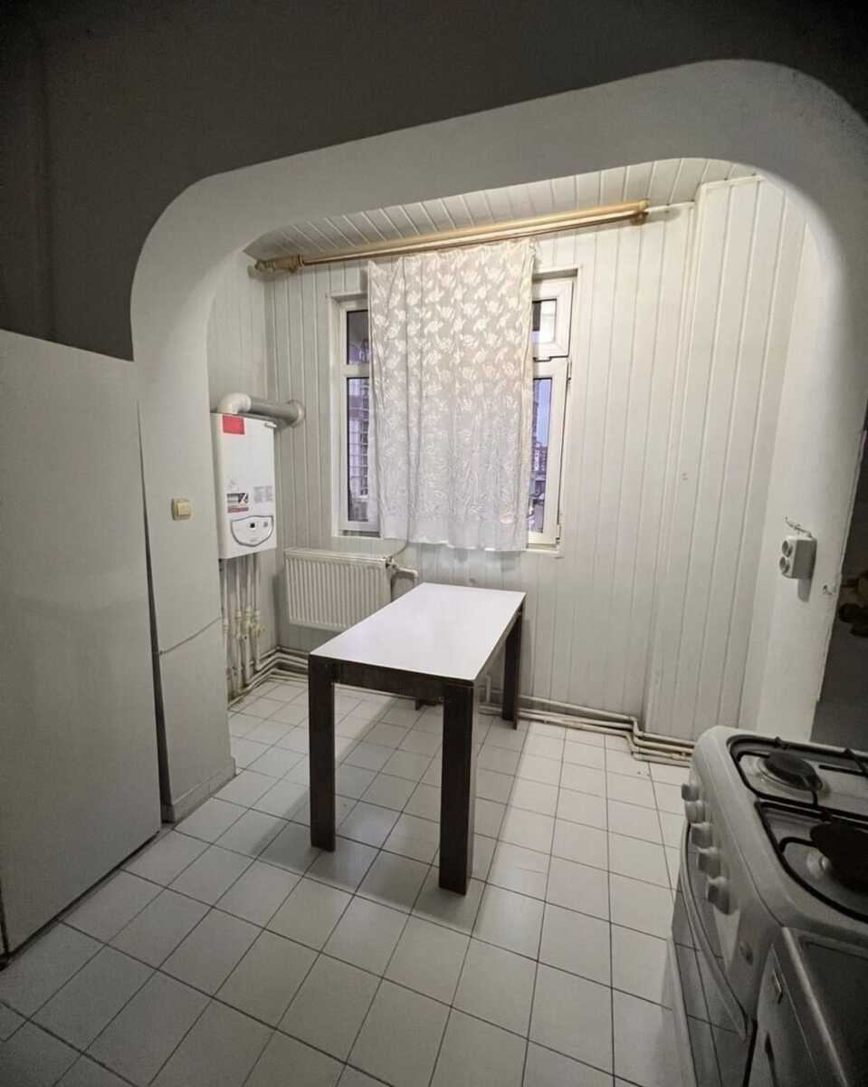 Satılır 2 otaqlı köhnə tikili 45 m² — Mənzil, Bakı (8)