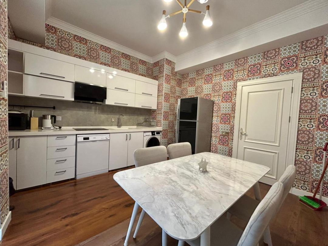 İcarəyə verilir 4 otaqlı yeni tikili 145 m² — Mənzil, Bakı (5)