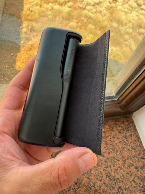 Tütün qızdırıcısı Iqos — Bakı