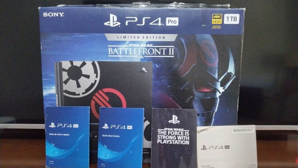Sony PlayStation 4 Pro – Star Wars Battlefront II Limited Edition — Elektronika, Bakı