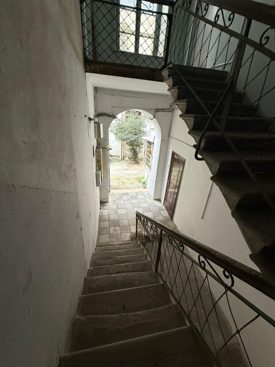 Satılır 2 otaqlı köhnə tikili 75 m² — Mənzil, Bakı