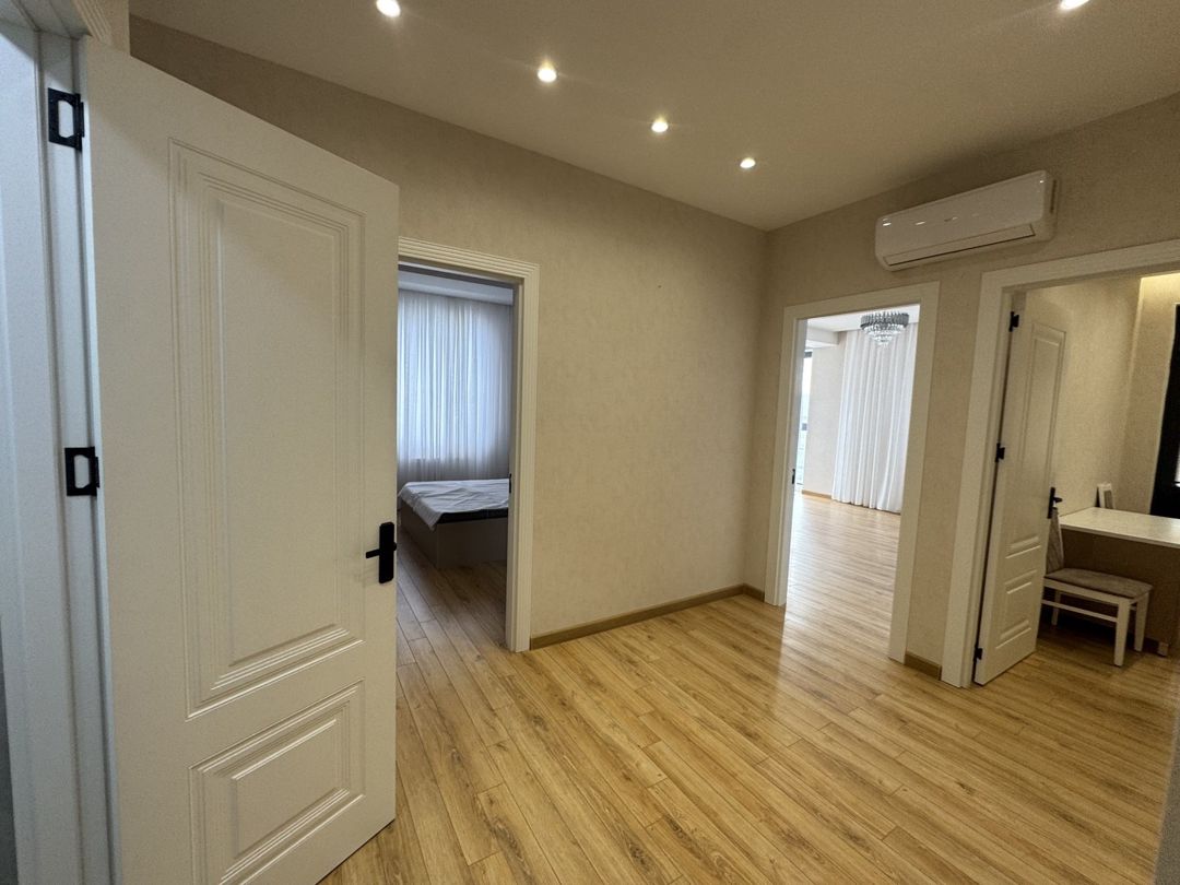 İcarəyə verilir 3 otaqlı yeni tikili 110 m² — Mənzil, Bakı (8)