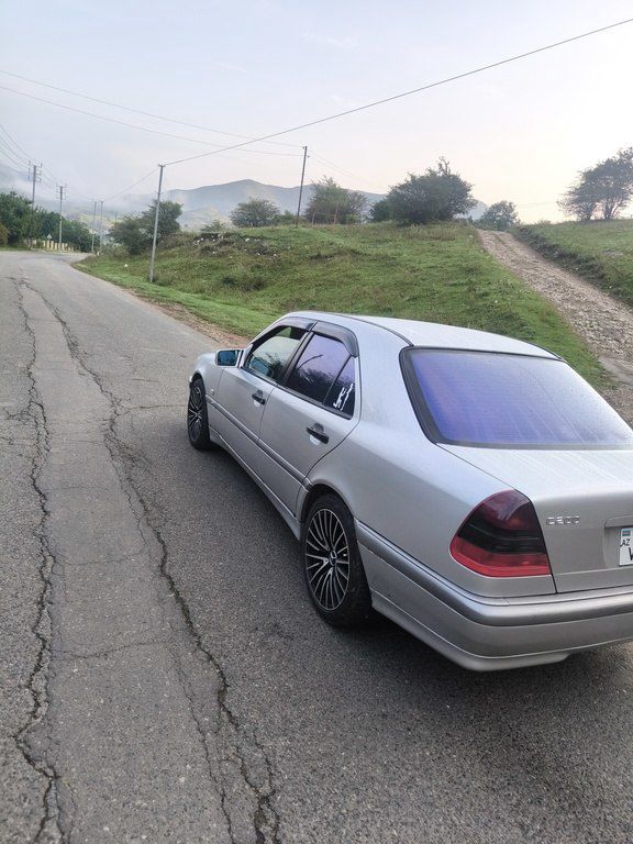 Mercedes C 200, 2.0 L, 2000 il, 300 000 km — Avtomobillər, Tovuz (5)