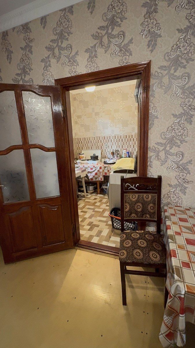 Satılır 2 otaqlı köhnə tikili 55 m² — Mənzil, Bakı (4)