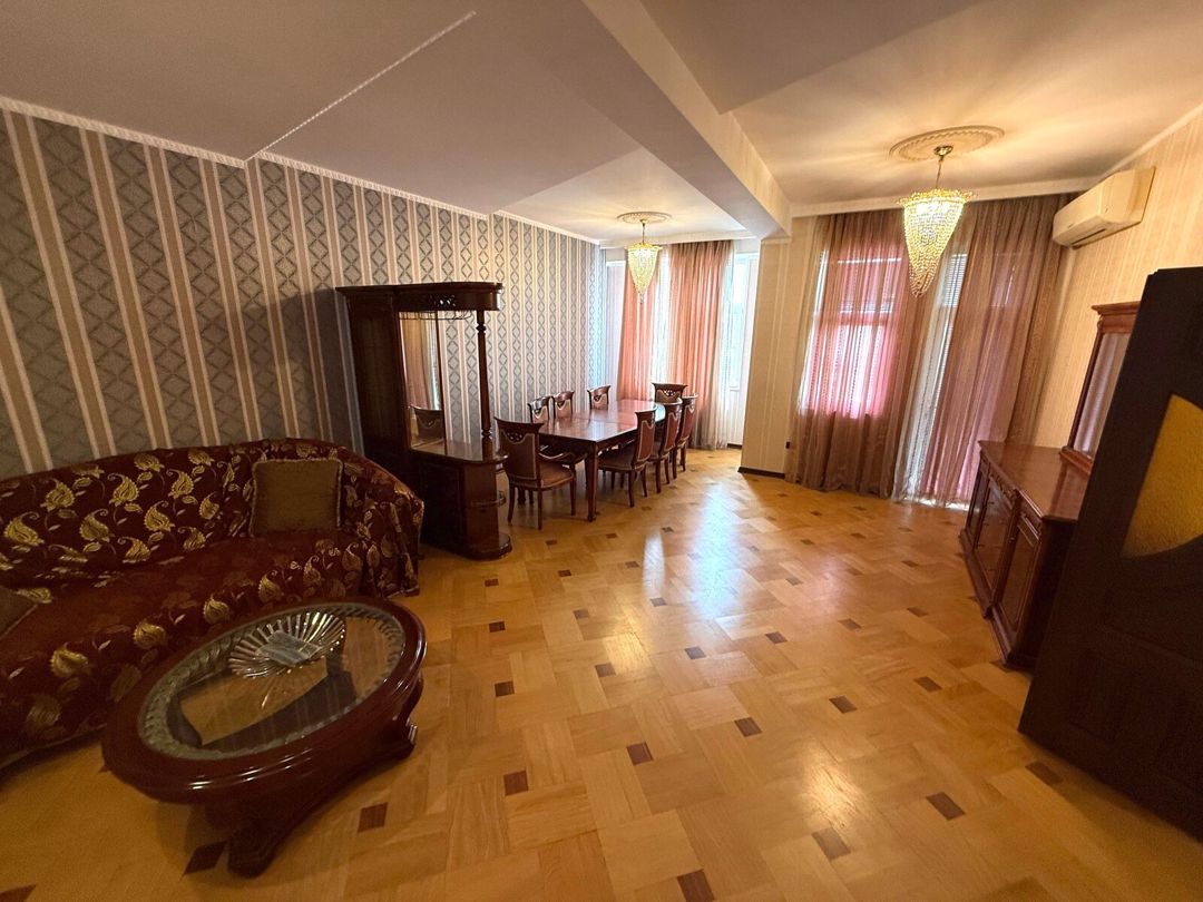 Satılır 4 otaqlı yeni tikili 170 m² — Mənzil, Bakı (2)