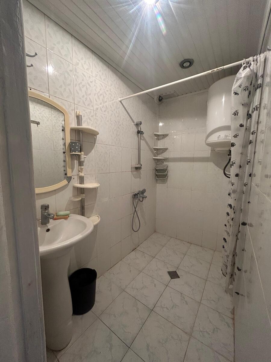 İcarəyə verilir 2 otaqlı köhnə tikili 46 m² — Mənzil, Bakı (7)