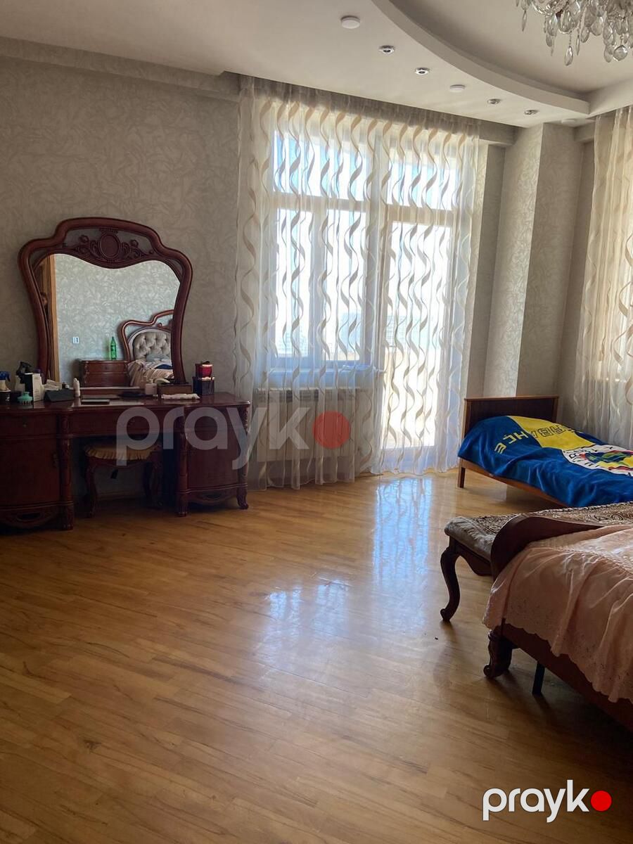 Satılır 4 otaqlı yeni tikili 221 m² — Mənzil, Bakı (10)