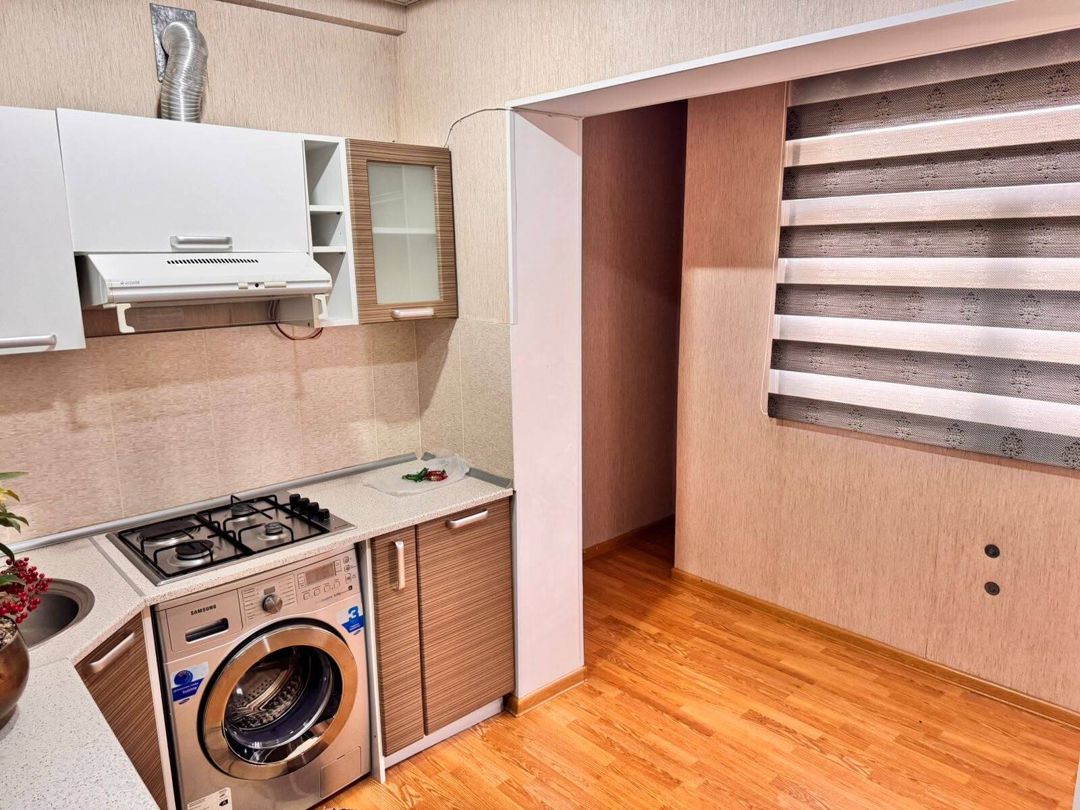 Satılır 1 otaqlı köhnə tikili 40 m² — Mənzil, Bakı (9)