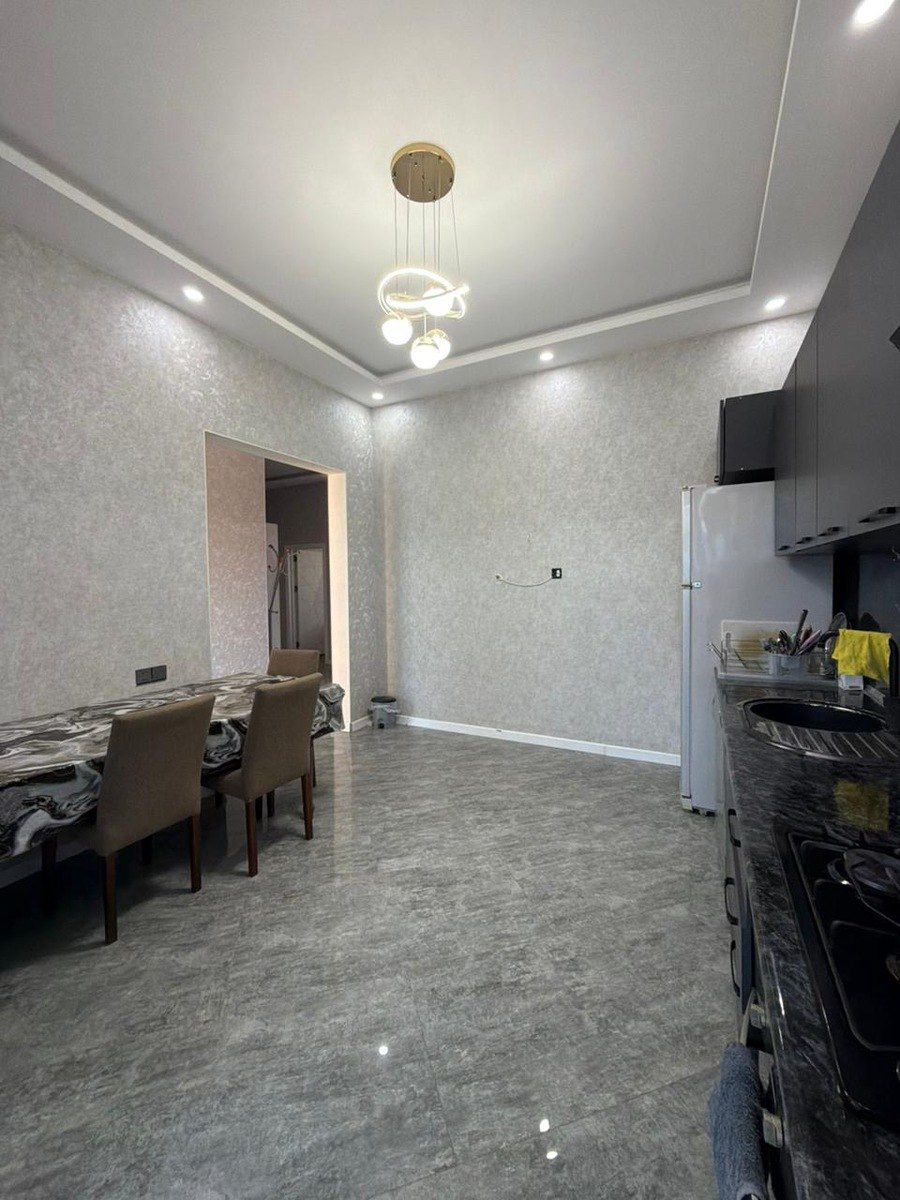 İcarəyə verilir 4 otaqlı həyət evi/bağ evi 200 m² — Ev, villa, Bakı (9)