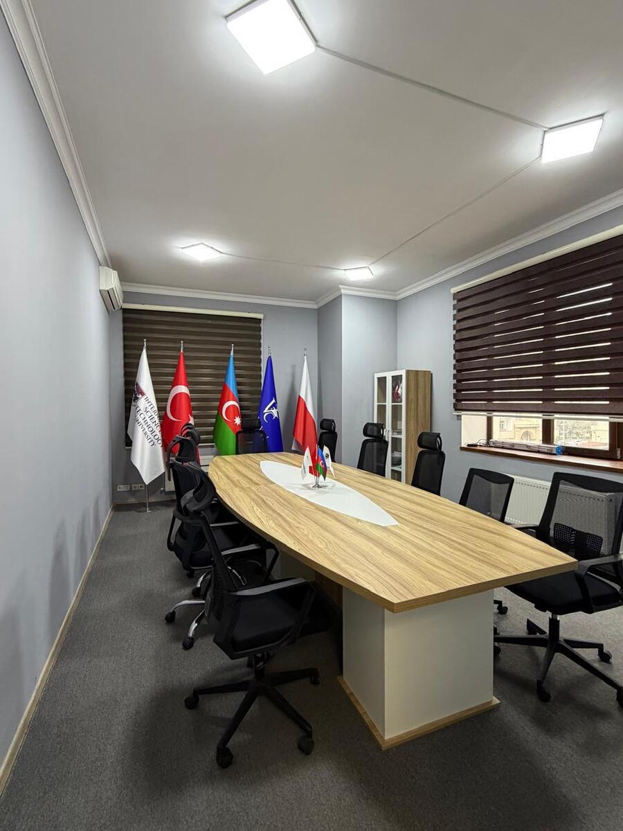 İcarəyə verilir 4 otaqlı ofis 142 m² — Ofis, Bakı (2)