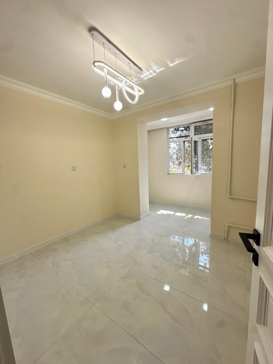 Satılır 4 otaqlı köhnə tikili 105 m² — Mənzil, Bakı (5)