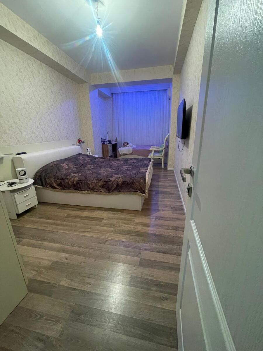 Satılır 2 otaqlı yeni tikili 75 m² — Mənzil, Bakı (7)