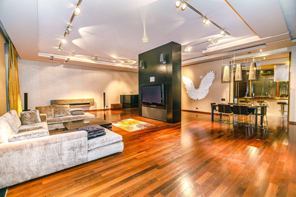İcarəyə verilir 4 otaqlı köhnə tikili 350 m² — Mənzil, Bakı (9)