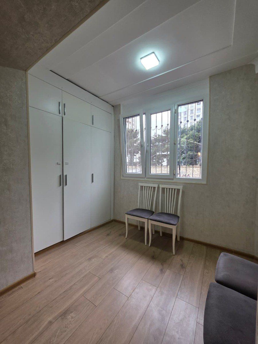 Satılır 2 otaqlı köhnə tikili 55 m² — Mənzil, Bakı (6)