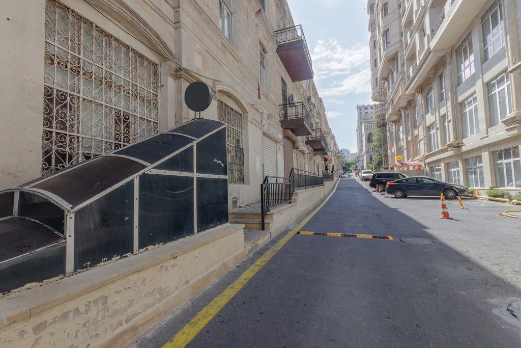 Satılır obyekt 264 m² — Əmlak, Bakı (3)