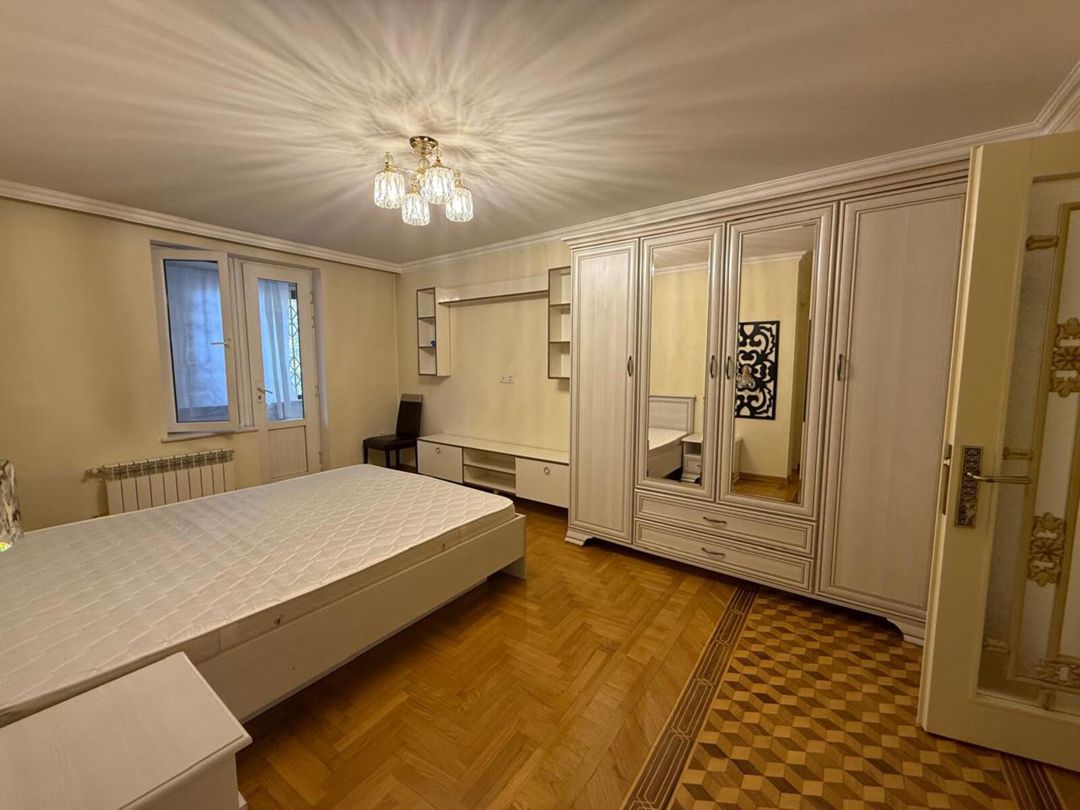 İcarəyə verilir 3 otaqlı köhnə tikili 170 m² — Mənzil, Bakı (7)