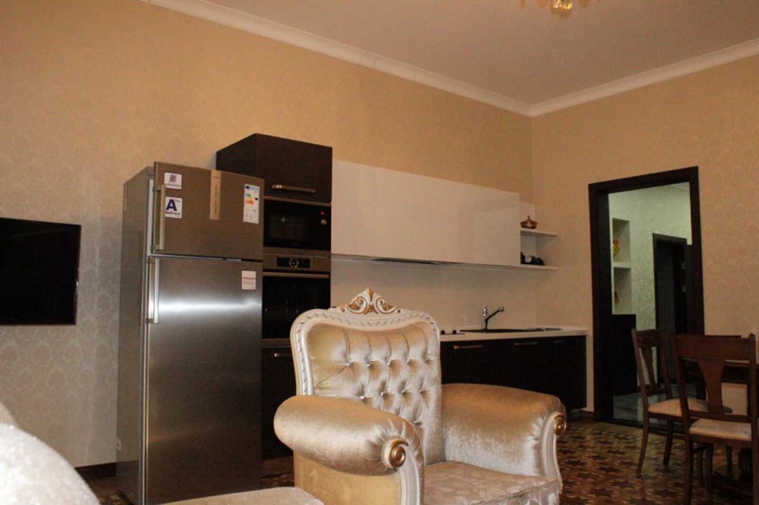 İcarəyə verilir 2 otaqlı köhnə tikili 100 m² — Mənzil, Bakı (3)